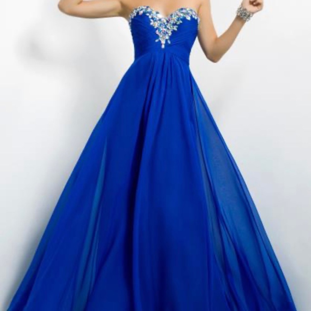 Strapless sapphire blue prom dress